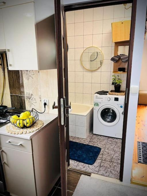 Nowomiejska Blisko Centrum Apartment
